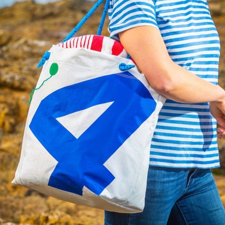 Sail with Me Rubber Tote Bag Navy